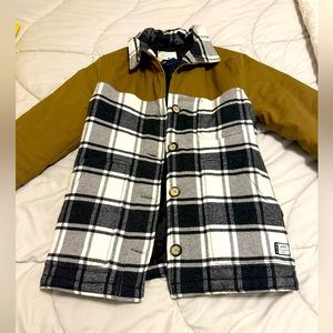 Kavu Shacket jacket. Lightly insulated with buffalo plaid.